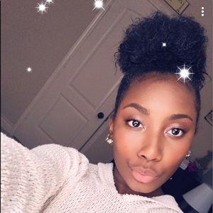 Meet your Posher, Mya